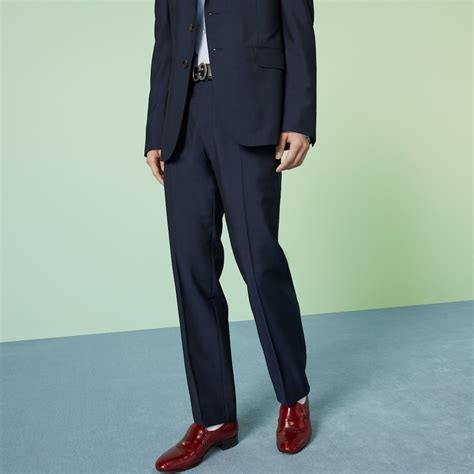 abito sposa uomo gucci|Abito elegante in lana mohair in blu scuro .